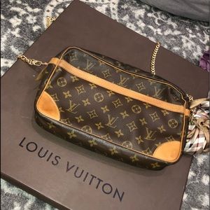Louis Vuitton crossbody